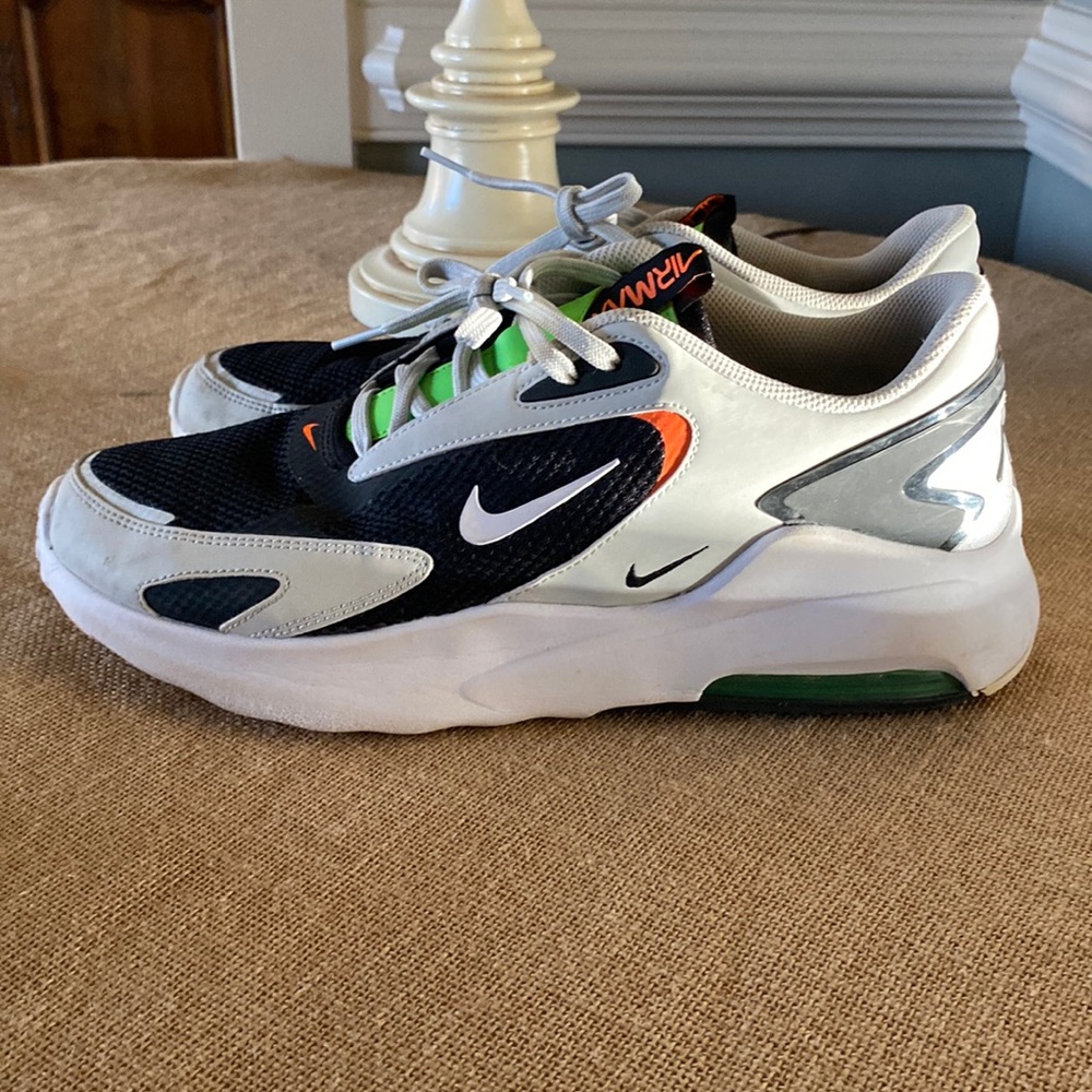 Men’s Size 12 Nike AirMax Shoes